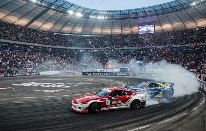 Drift Masters 2026: gdzie oglądać finał? Transmisja, godziny i najważniejsze pojedynki w Warszawie