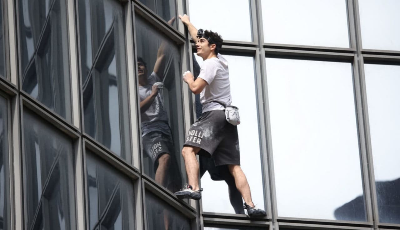 Alexis Landot na Varso Tower. Co wiadomo o wspinaczce z 13 września?