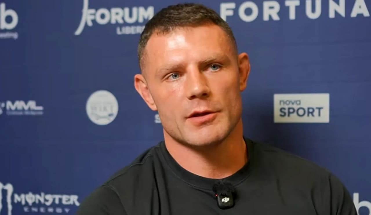 KSW 121 dziś: dlaczego Marcin Wójcik walczy o tymczasowy pas? Co zmieniła kontuzja Phila De Friesa