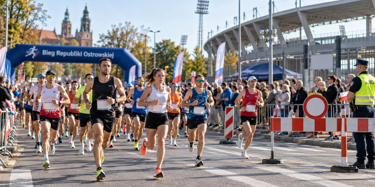 Bieg Republiki Ostrowskiej 25 października 2026: nowa trasa na 5 i 10 km, godziny startów i utrudnienia w ruchu