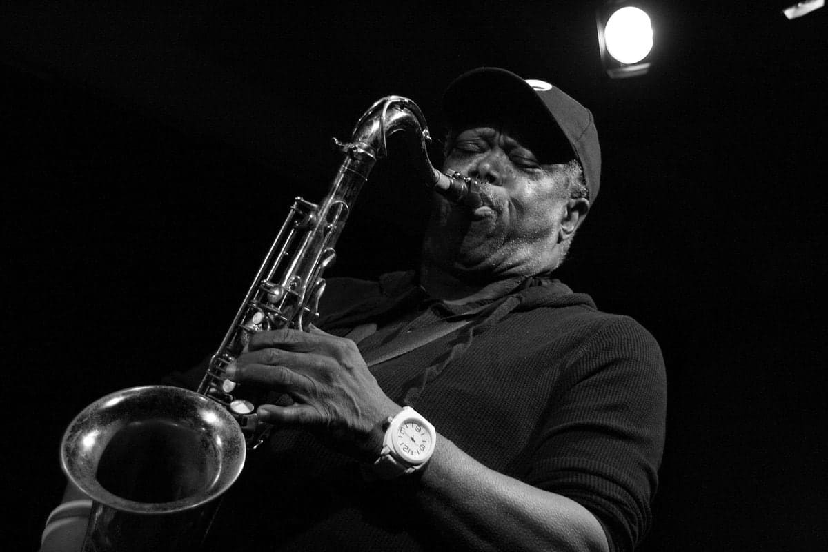 Joe McPhee nie wystąpi na Jazz Jantar 24 października. Dlaczego odwołał przyjazd, kto go zastąpi i jak zmienił się program?
